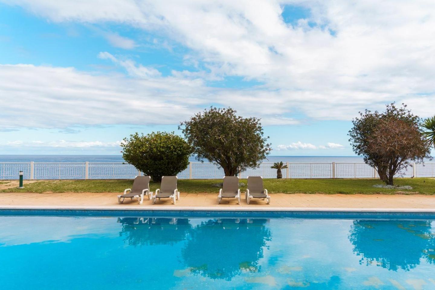 Sunny Getaway In Funchal Appartement Buitenkant foto